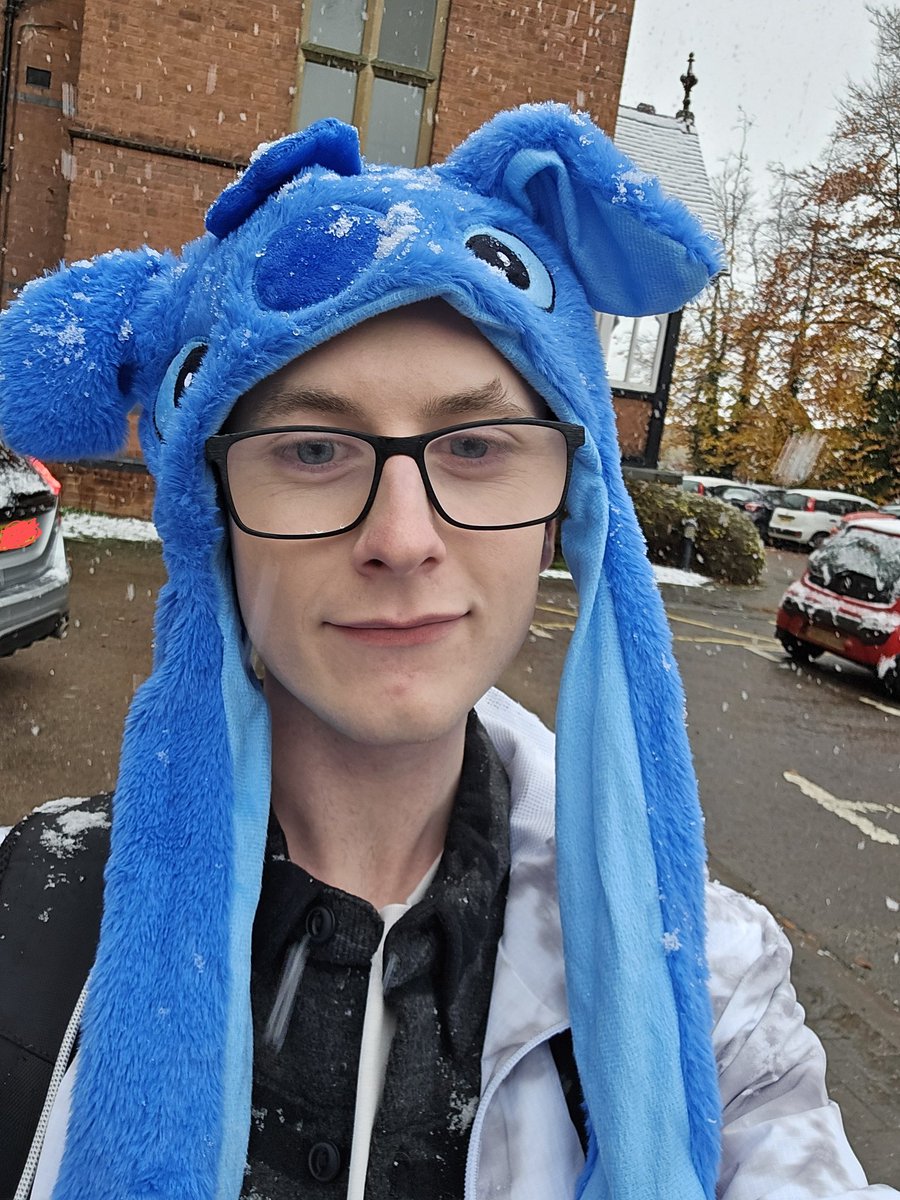 Jay_greening's tweet photo. Pics from snow day 😌❄️❄️❄️
#winter #snow #gay #gaymen #men #cold #selfie #photooftheday #photography #stitch #LiloAndStitch  #lgbt #LGBTQIA #OOTD https://t.co/tzlGoDMohs