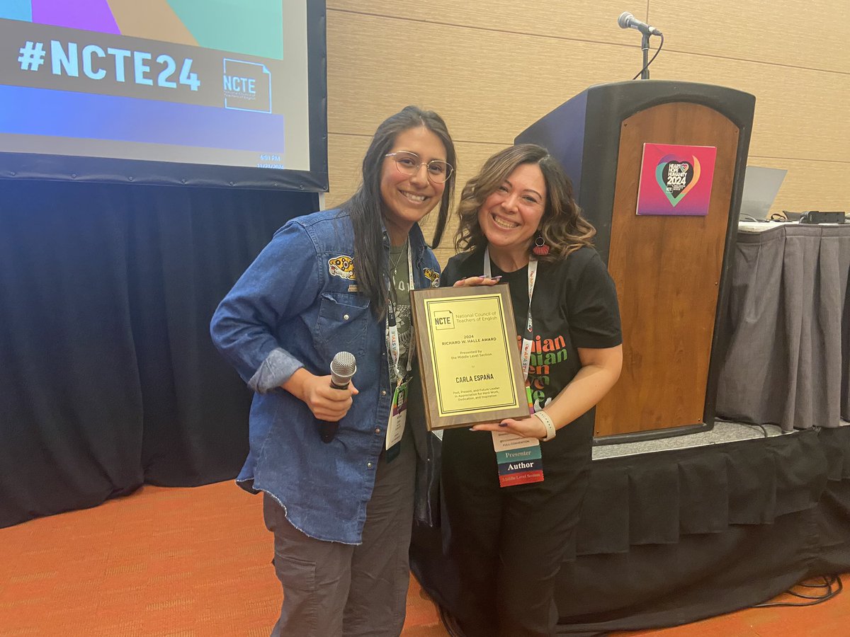 Alex_Corbitt's tweet photo. Shoutout to two of our Middle Level Section award winners: @ProfesoraEspana (Richard W Halle Award ๐) and @brownellcassie (Linda Rief Ward ๐)!! You do incredible, sustaining work with middle grades students ๐๐ผ #NCTE24 #NCTE #makersinthemiddle https://t.co/AAyIFcXbAB