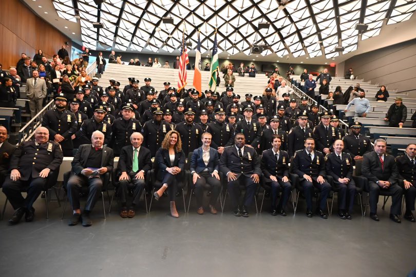 NYPDPSA7's tweet photo. Today our officers were awarded the Centurion Award at the police academy, for demonstrating exceptional dedication, service and commitment to public service. Congratulations to all the winners! https://t.co/e59rFNrz2i