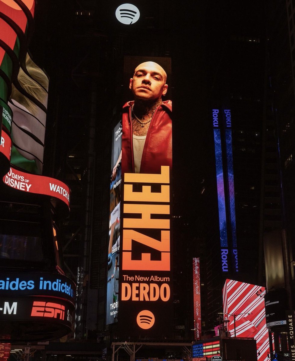 kayitdisico's tweet photo. “yine yaptık la we did it again” 🥷
@ezhel_official, #Derdo ile Times Meydanı’nda!🪡🫀🧿 https://t.co/MM9xuIkKaN
