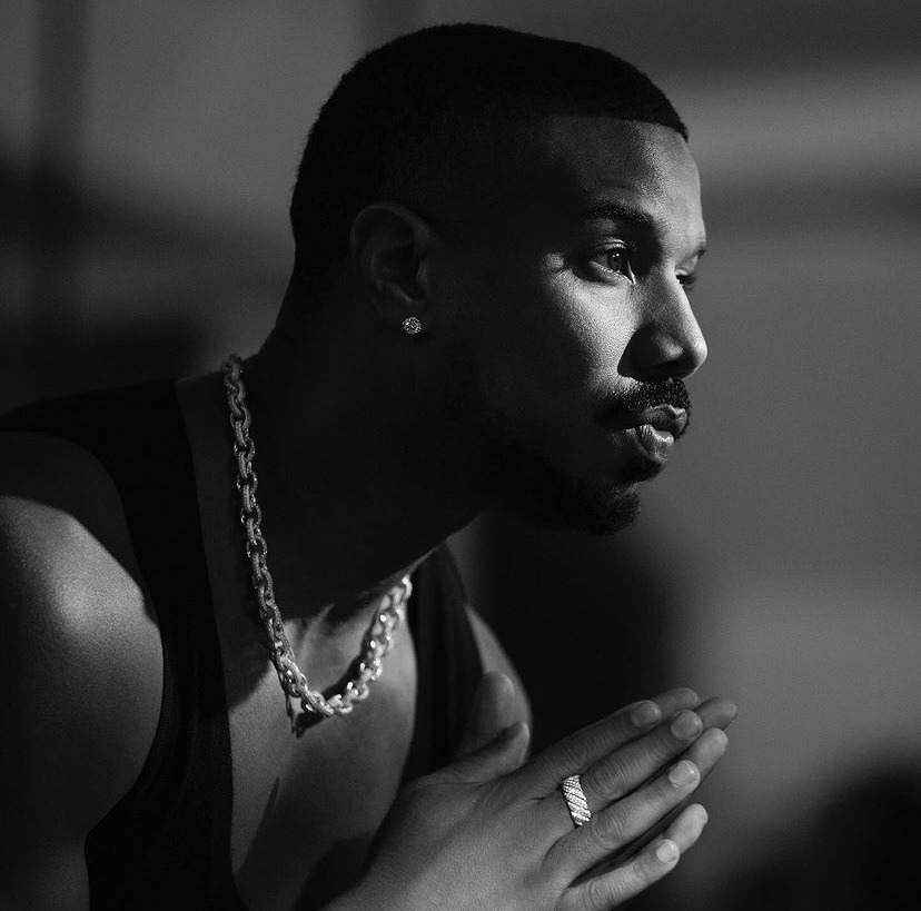 yourblackb's tweet photo. 𝐘𝐨𝐮𝐫 𝐛𝐢𝐠 𝐛𝐚𝐝 𝐛𝐨𝐲 𝐣𝐚𝐝𝐞𝐧 𝐣𝐨𝐡𝐧 𝐥𝐮𝐜𝐚𝐬 𝐢𝐬 𝐢𝐧 𝐭𝐡𝐞 𝐡𝐨𝐮𝐬𝐞. https://t.co/z4FN929VWW