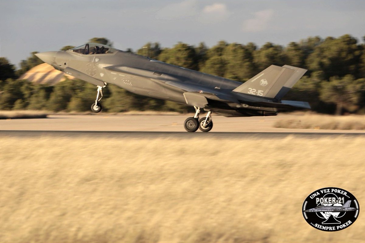 FOTOgrAAMA's tweet photo. #BuenasTardes comenzamos el #finde con 📷 del #TLP de  #albacete  curso 2024-4

✈️
#LockheedMartin #F35A #LightningII (MM7364/32-15) @ItalianAirForce
✈️
 
#aviation #avgeek #tacticalleadershipprogramme #aviationphotography  #spotter #planespotting
 #italianairforce

📷 Poker-21 https://t.co/U7Tg1aaQJc