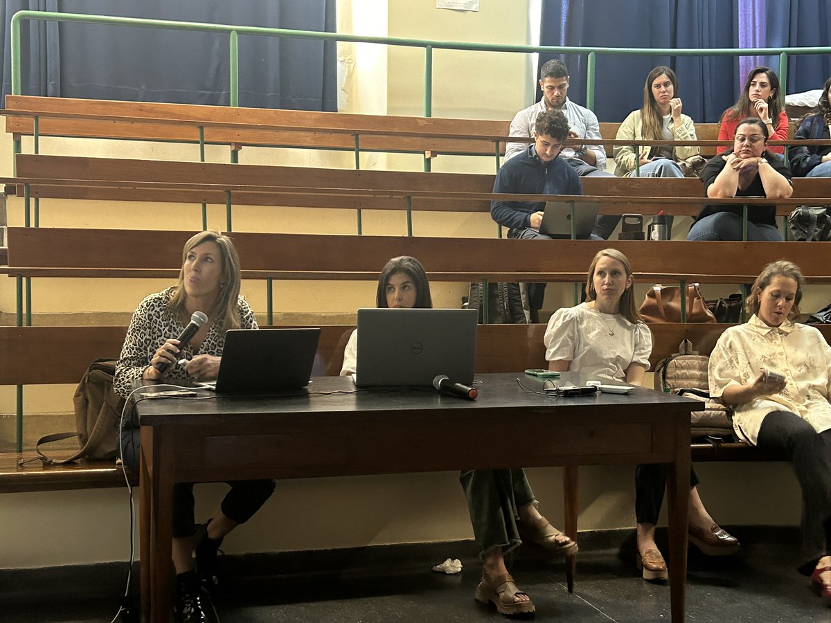 Except es presentaciones! Gracias  a todos los participantes. Jornada de Neuroimagenologia.