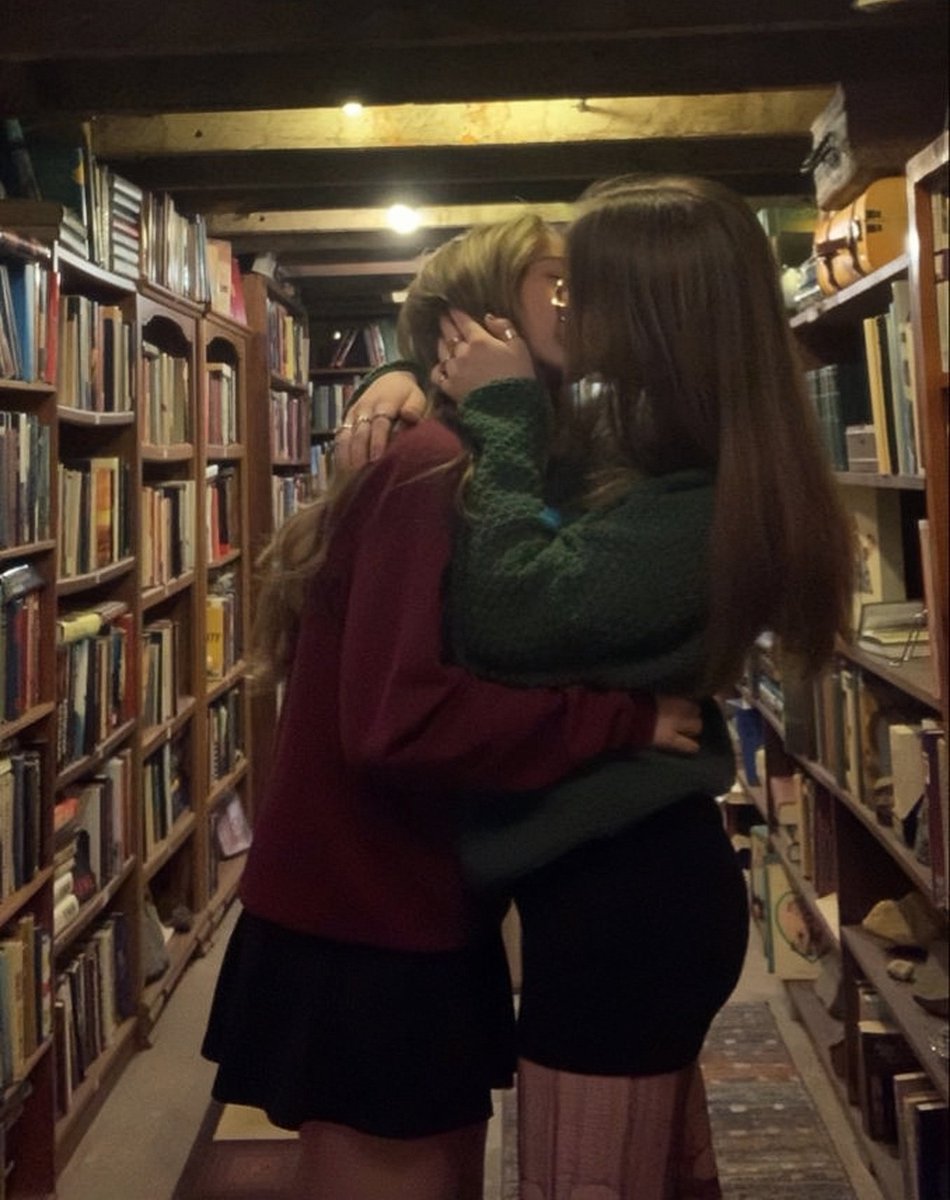 Yuri Melodies (@yurimelodies) on Twitter photo 