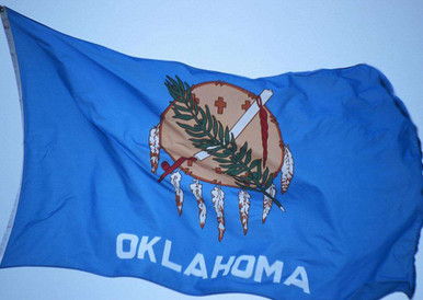 politvidchannel's tweet photo. BREAKING: State of Oklahoma Just blocked  Superintendent's plan to make it mandatory to worship Trump in Schools https://t.co/3mps2e7tsv