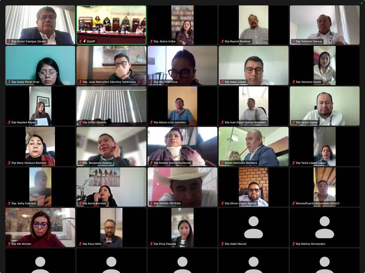JAVIER CASIQUE (@javier_casiquez) on Twitter photo Iniciamos el día desde el <a href="/CongresoOaxaca_/">Poder Legislativo Oaxaca</a> con temas de #SeguridadPública #MaltratoAnimal e instalación de las Comisiones que serán las responsables de analizar las iniciativas que se presenten. En el <a href="/PRIOaxaca_/">PRI Oaxaca</a> vamos #ConTodo! Iniciamos el día desde el <a href="/CongresoOaxaca_/">Poder Legislativo Oaxaca</a> con temas de #SeguridadPública #MaltratoAnimal e instalación de las Comisiones que serán las responsables de analizar las iniciativas que se presenten. En el <a href="/PRIOaxaca_/">PRI Oaxaca</a> vamos #ConTodo!