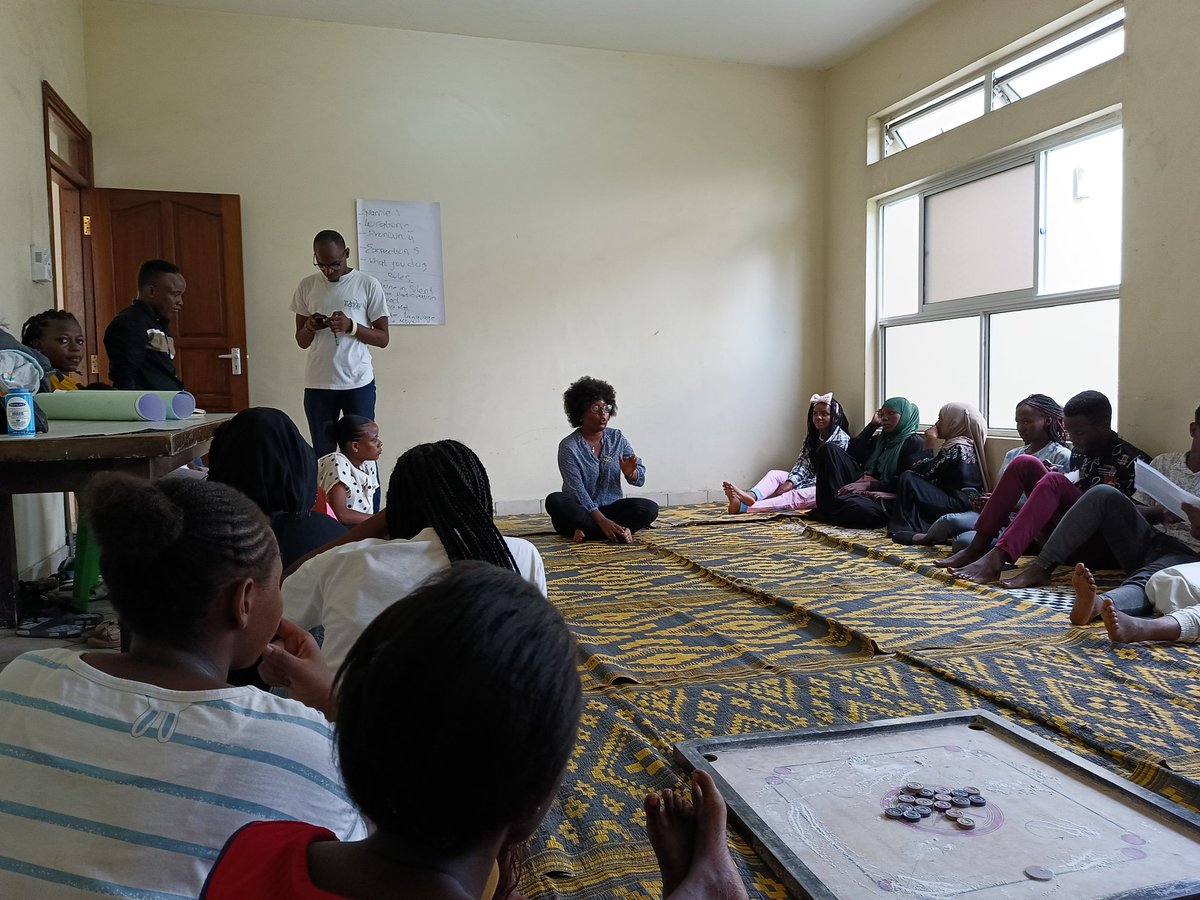 AmplifiersYouth's tweet photo. #FunFriday
#TAYO2024
#TAYOat3 #BudgetMakingProcess
#Amplifying4Change
Today, we @AmplifiersYouth in partnership with @NAYAKenya had a meaningful session with young people at the Coast General Teaching and Referral Hospital - Chaani, diving into the budget-making process. https://t.co/BulMf0fG3E