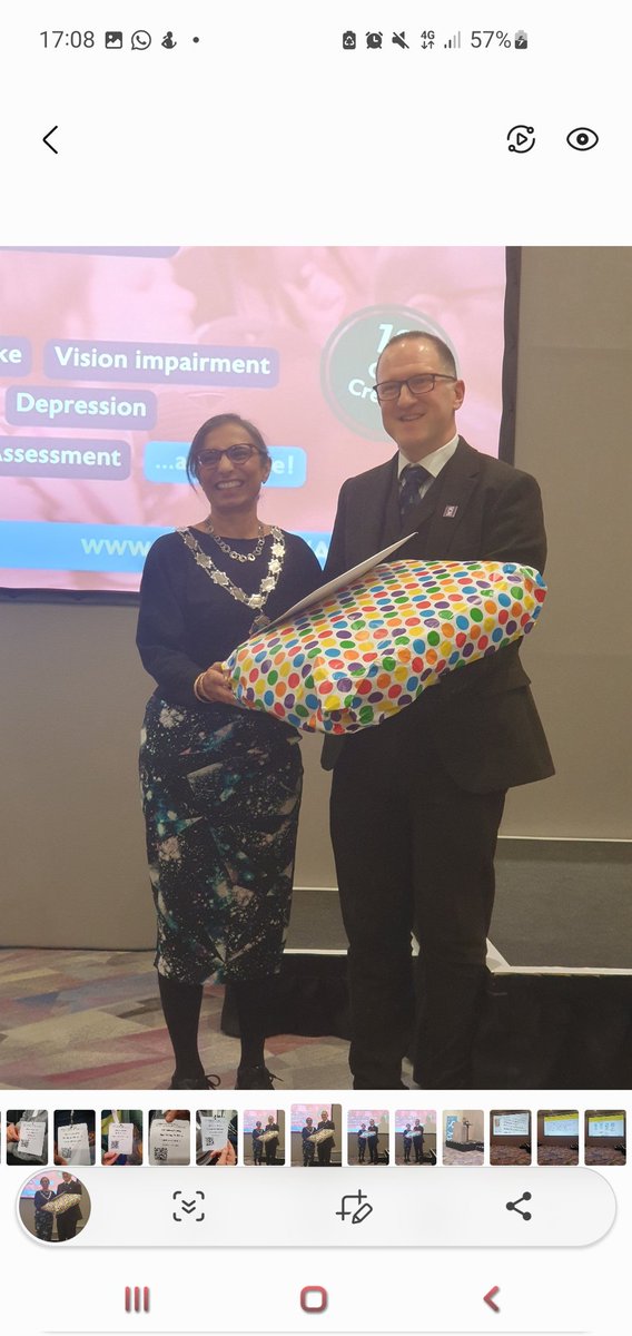 Lyndsey Dunn ( Also on Blue Sky) tweet media