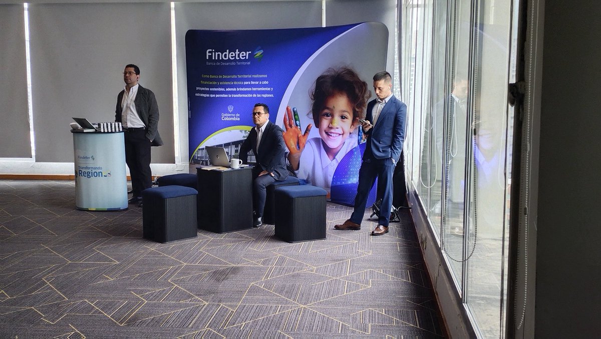 ilpliderazgo's tweet photo. Culminamos la Cumbre Nacional de Catastro Multipropósito con la participación de municipios comprometidos con la actualización catastral de nuestro país
@igacColombia @Findeter @BancoAgrario @ENTerritorioCo https://t.co/aaIXbyweQR