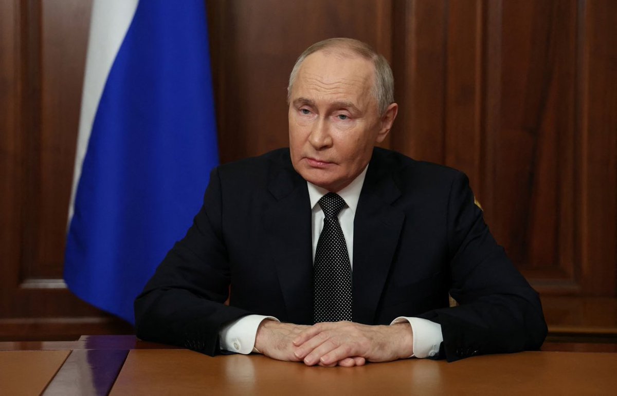 AdonysSF's tweet photo. 🇷🇺 | URGENT: Vladimir Putin:

"There are currently no means in the world to intercept the Oreshnik missile, the missile will be mass-produced and delivered to the Strategic Rocket Forces.

Oreshnik is another reliable guarantor of Russia's territorial integrity."

#WWIII  #DroneStrike #TverExplosion #MilitaryConflict #RussiaUkraine #Geopolitics #UkrainianForces #MilitaryDepot #WarTremor #OngoingConflict #UkraineNews #RussiaNews #GlobalSecurity #MilitaryTactics #DefenseUpdates #kiev #KievUnderAttack #russia #Ukraine #ucrania #bomba #bomb #WorldWar3 #Putin #englot #neige #OccupyParliament #RejectOccupyParliament #thisisme #Crypto #CryptoCommunity