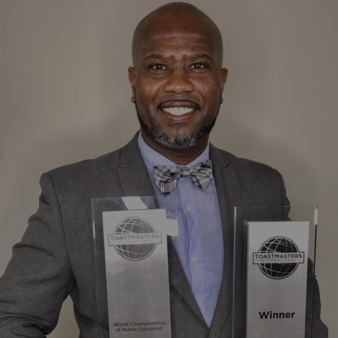 CDNBlackChamber's tweet photo. The Six at 6 is back! Join us Dec 5 for an evening of networking with @RogerCaesar, 6x speech champion &amp; business transformation expert.

6-8 PM @ CBCC Toronto Innovation Hub

Learn. Connect. Grow.

Free Event - Register now! 🔥

#TorontoBusiness #Networking #CBCC https://t.co/hiAp7speti