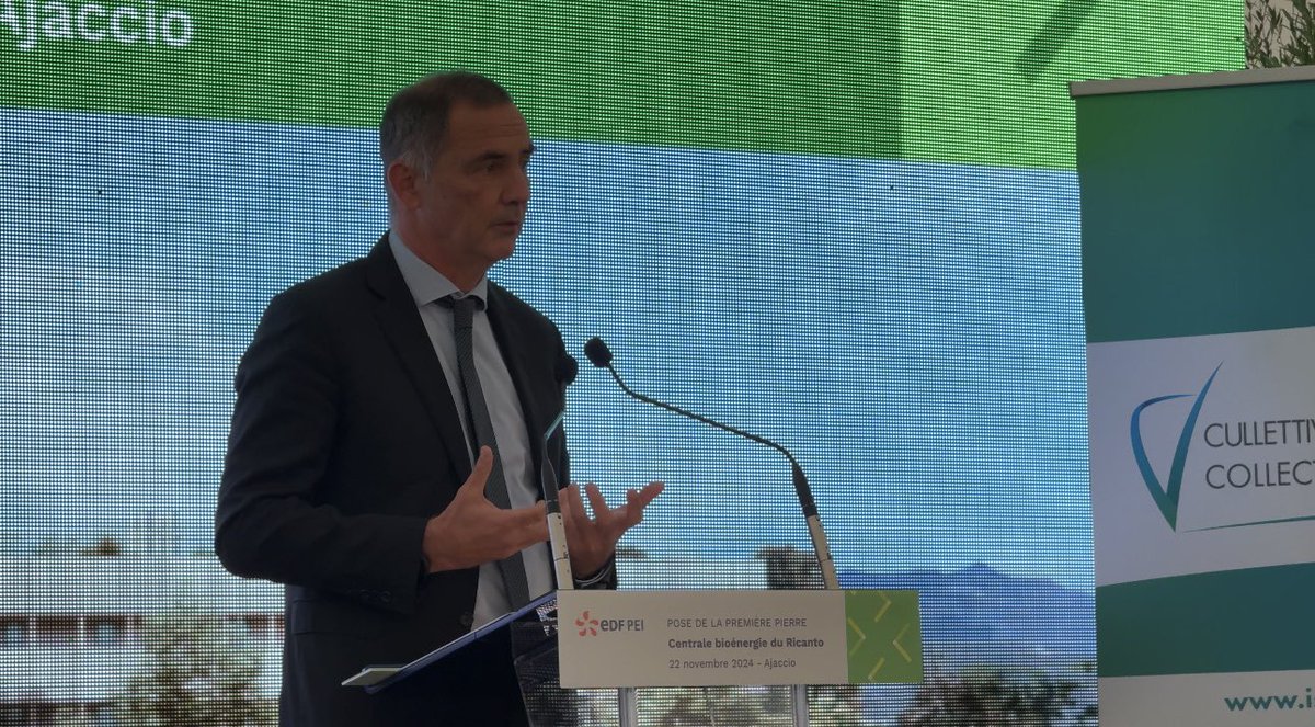 Partitu_FemuAC's tweet photo. La pose de la première pierre de la centrale du Ricantu est un grand pas en avant pour la Corse.

Actant ainsi la fermeture du Vazziu et la sortie du fioul lourd pour se diriger vers les biocarburants, le fruit d’une longue lutte portée par le mouvement nationaliste dans les années 80 puis depuis 2015 par le Conseil exécutif. 

On notera la présence aujourd’hui des opposants d’hier à la PPE et sa mise en œuvre, les Corses apprécieront. 

È cusi sia !