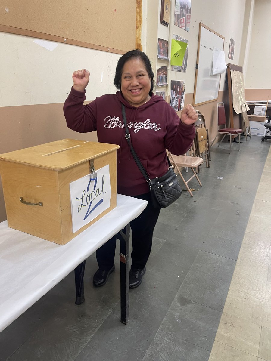 camucha king tweet media