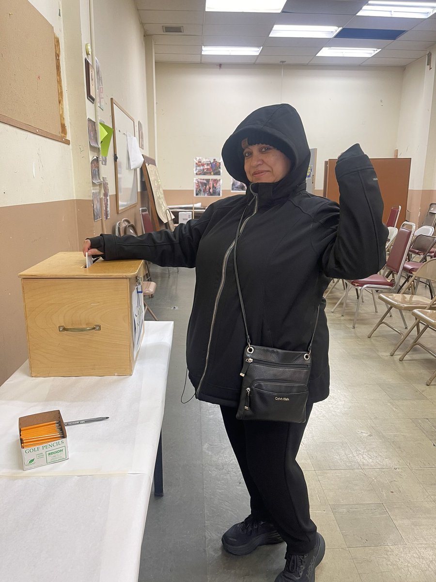 camucha king tweet media