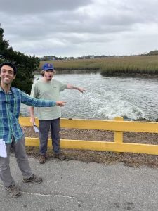 This past week, twelve IRIS grad students ditched the classroom for the beach- for a natural infrastructure field course on Skidaway Island and Isle of Hope to flex their problem solving skills in the real world. 🏝️

Read more: iris.uga.edu/2024/11/22/sch…