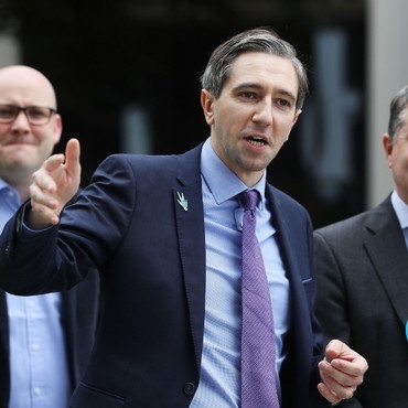 Globe Eye News tweet media