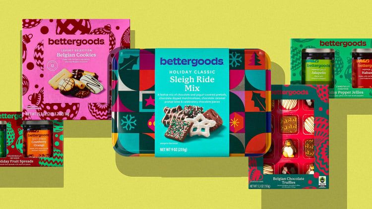 digitalyalo's tweet photo. @Walmart made a bold move targeting high-income shoppers with its upscale private-label #brand, #Bettergoods. By blending premium product quality with sleek, modern #packaging, the retail giant successfully bridged the gap between luxury &amp; affordability. 
https://t.co/jQ243duabY https://t.co/q2LizoFQSe