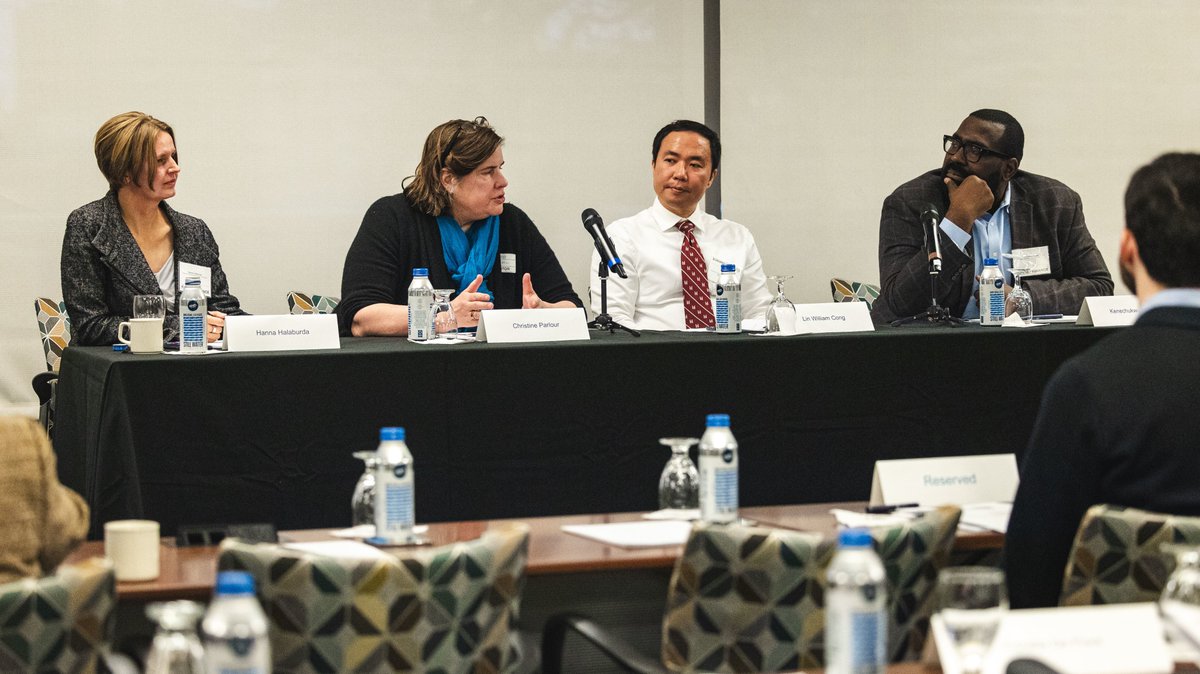 BostonFed's tweet photo. Economists and financial experts explored how advancements in tech could impact the future of financial services at the Boston Fed’s 68th Economic Research Conference, held on Friday and Saturday. Visit https://t.co/jIbfv3aHdp for a full event recap. https://t.co/8emIHUoL5K