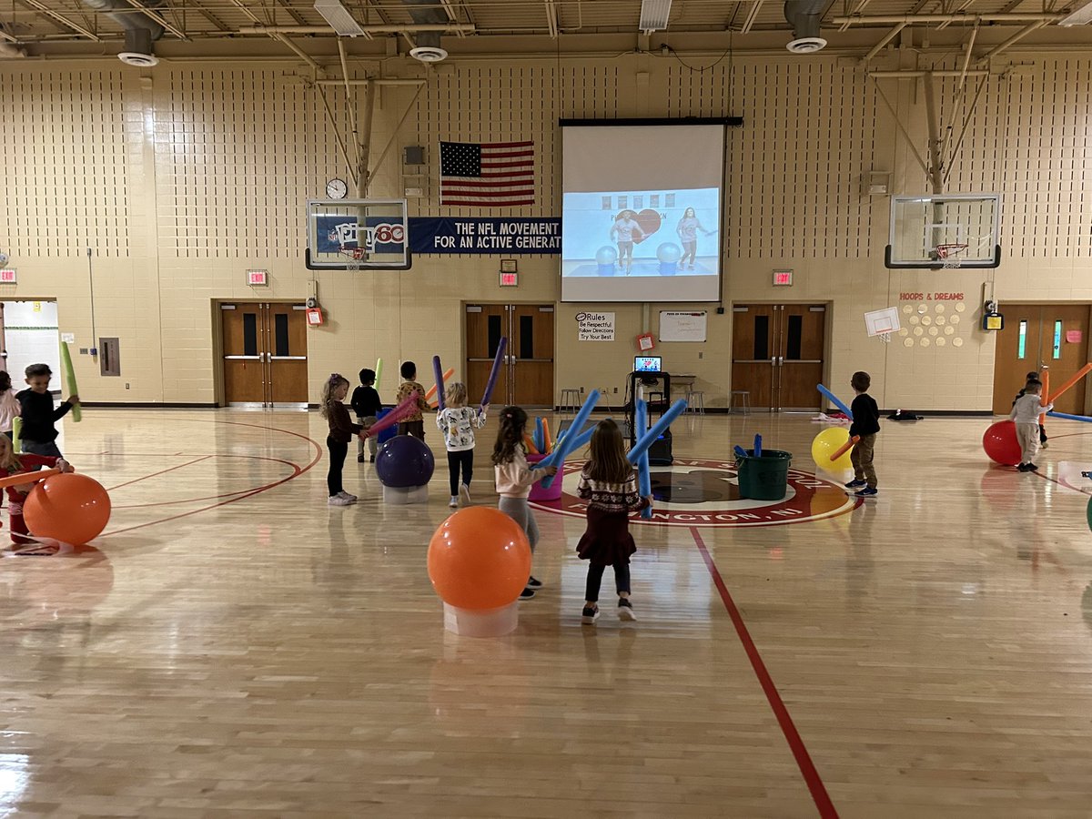 Mrs. DeDea tweet media