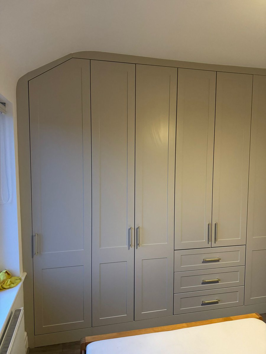 VieManchester's tweet photo. Kitchens &amp; Bedrooms by Vie,
Inside Urmston Interiors
8 Station Bridge, Urmston, Manchester, M41 9SB
0161-230-0700
#kitchens #urmston #flixton #bedrooms #stretford #m41
New Bedroom with sloped ceiling https://t.co/AAXN5S4Iqa