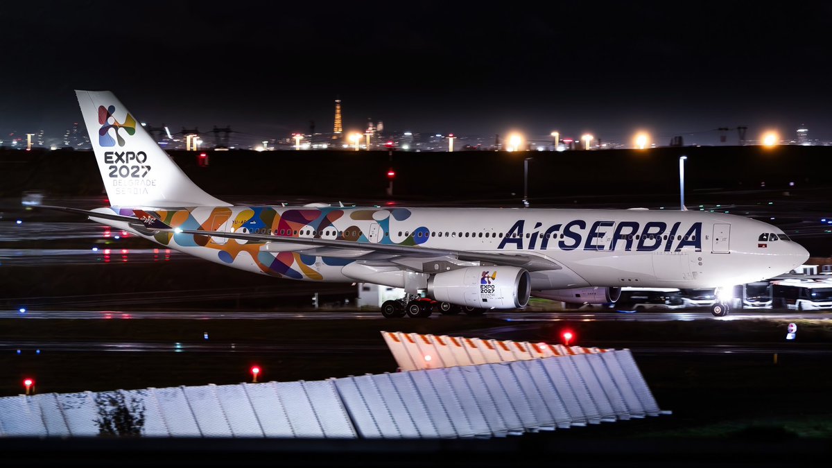 HugoFraca's tweet image. Nouvelle livrée spéciale de @airserbia  , première fois à CDG