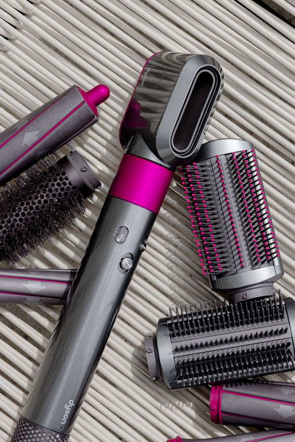 Did you know that you can sell your old Dyson products on tiptop.com/sell? Get on it. ⚡