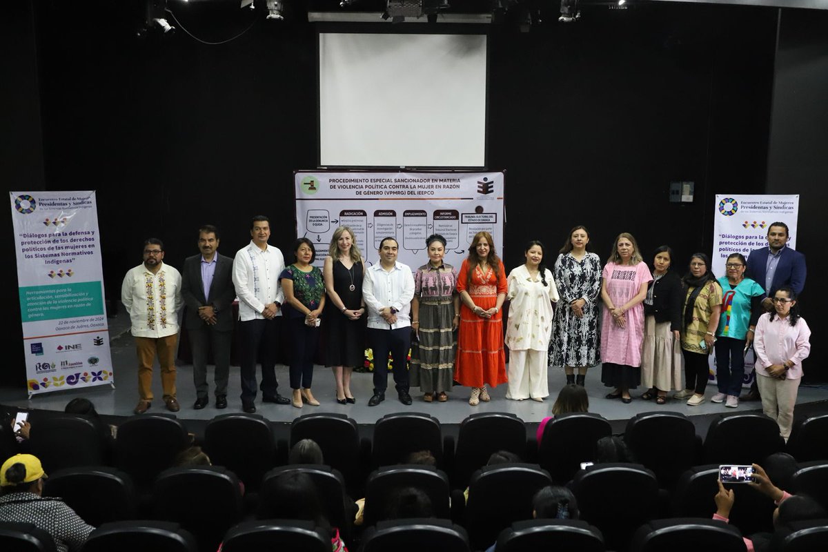 IEEPCO's tweet photo. Este día, iniciamos con los diálogos del "Encuentro Estatal de mujeres Presidentas y Síndicas de los Sistemas Normativos Indígenas" convocado por @THPMexico, Asamblea de Mujeres Indígenas de #Oaxaca (#AMIO), @RedAbogadas, #UNOSJOSC, @INEMexico y el #IEEPCO. https://t.co/Eo6n8opNcC