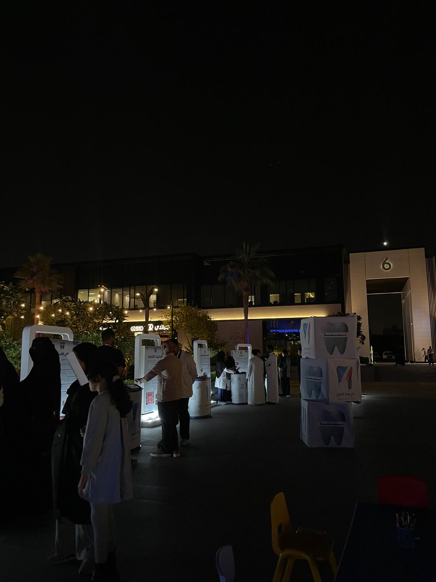 Raghadlshahrani's tweet photo. بحضور 500+ مستفيد يسر نادي صحة الأسنان تفعيل #مبادرة_بصمة والتي تُعد الأولى من نوعها تتركز حول اكتشاف عالم الأسنان 🤍 https://t.co/6zOWoWlXvg