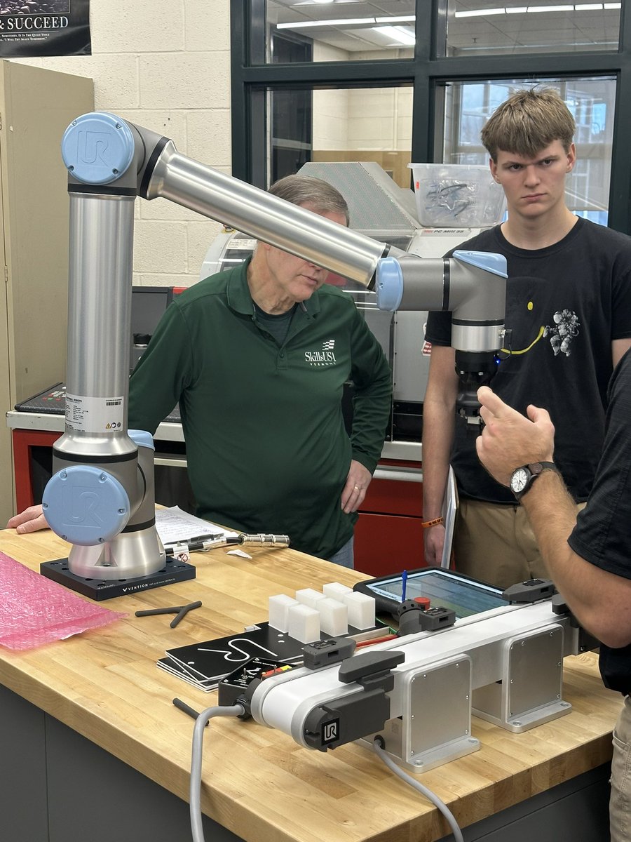 RVTC AM &amp; E Instructor Chris Gray with some Level II are in training today on the Universal Robots UR10e Collaborative Robot Arm.  Thank you Governor Phil Scott for making the final round of GEER Funds available to Vermont's Career and Technical Education Centers!