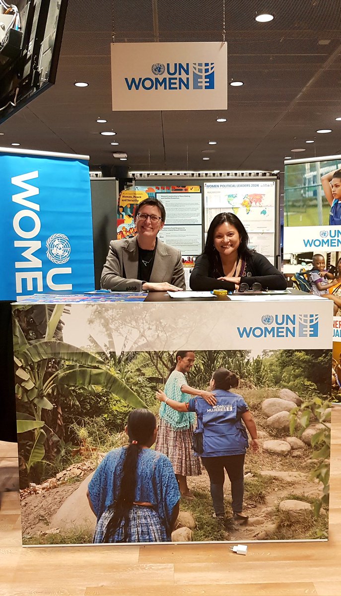 PariniAnna's tweet photo. @unwomengeneva in Bern for Forum CINFO, Swiss event on works and careers in international cooperation. Promoting #GenderEquality work with MariaDeLaLuna https://t.co/Ubu2RawRm0