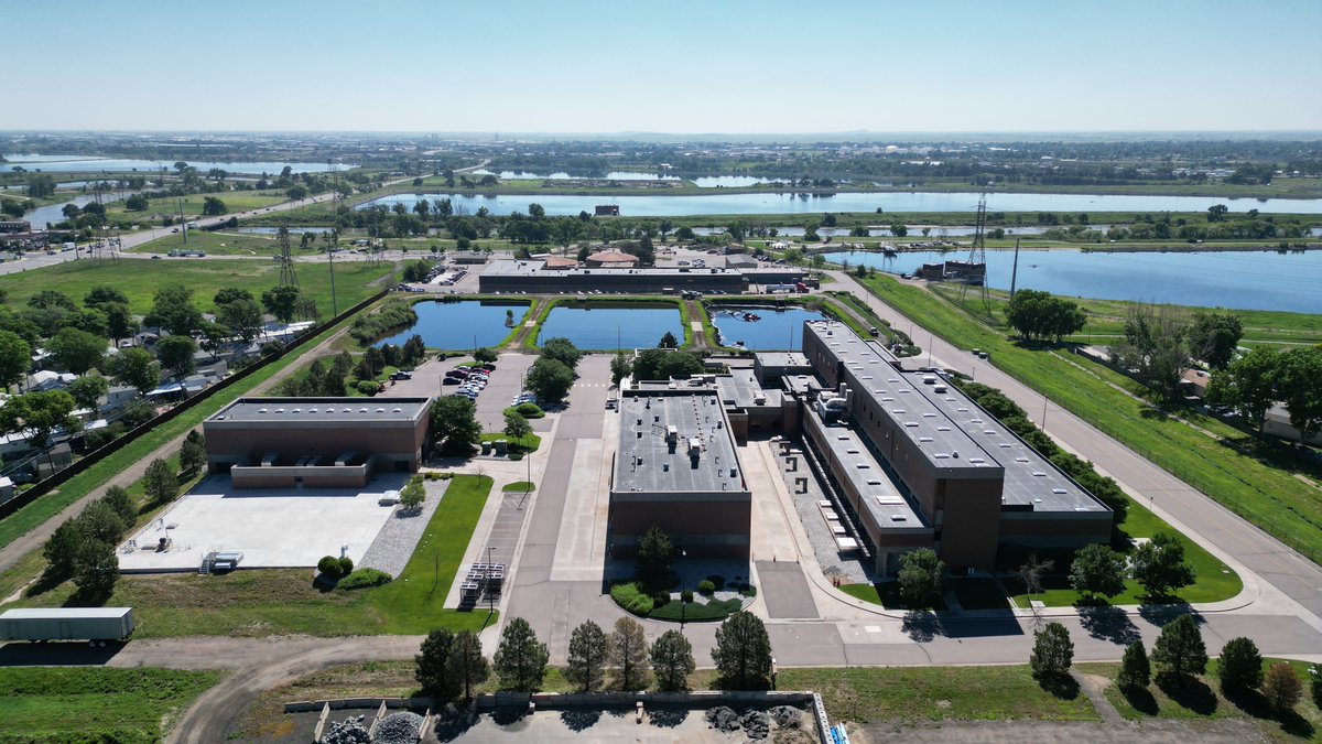 ThorntonWater's tweet photo. Every element of our water system contributes to maintaining your water quality.

Read about this complex process in our water quality blog 👉 https://t.co/80DOXs746w #ThorntonWaterAtWork https://t.co/oCsaizHPEy