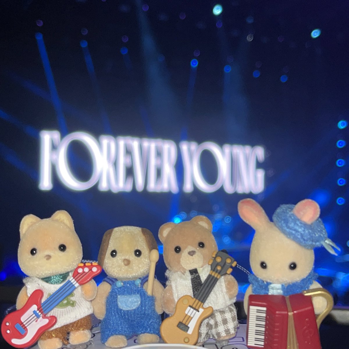 megantropy ☾ tweet media