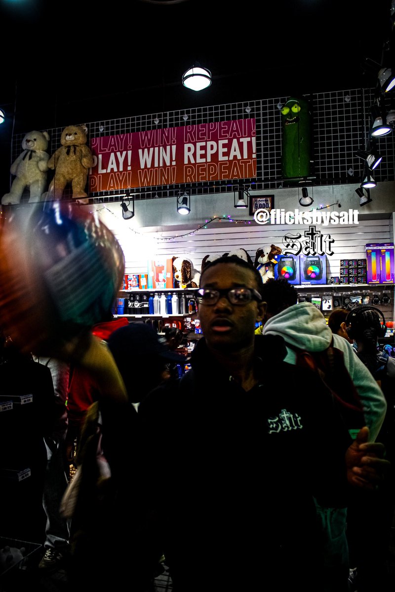 saltmedia03's tweet photo. @saltye03_ Dave &amp; Busters. Tuff🔥🔥 https://t.co/SpUhr2lTUB
