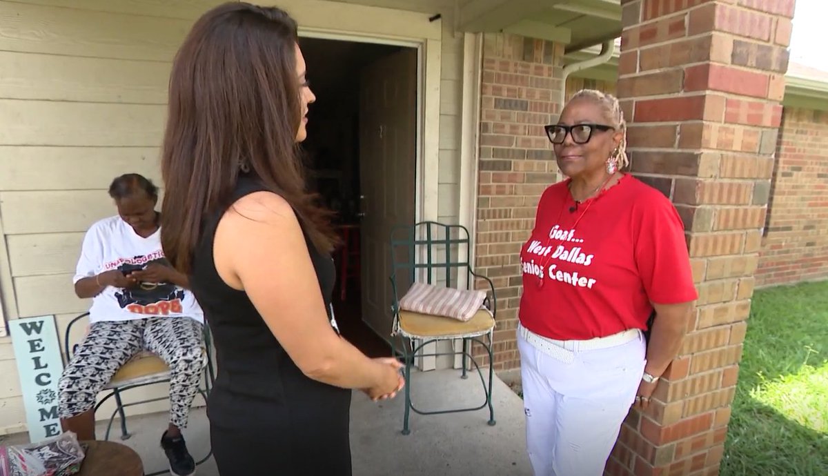 amugaverotv's tweet image. FIGHT FOR HEALTH: Hundreds of neighbors in West Dallas are banning together and created the group called @SingletonUnited to try and remove a shingles roofing plant out of the area --- a plant they claim is causing rapid increases in asthma rates and other health issues. Though…