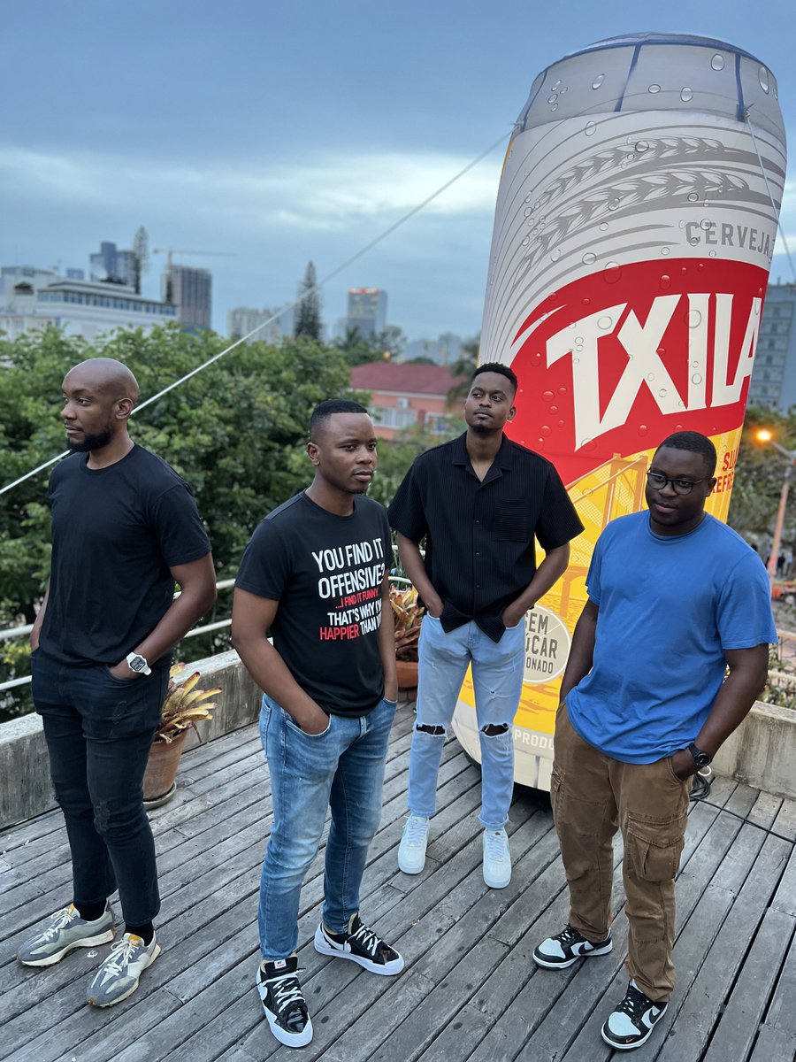 •MAU• tweet media