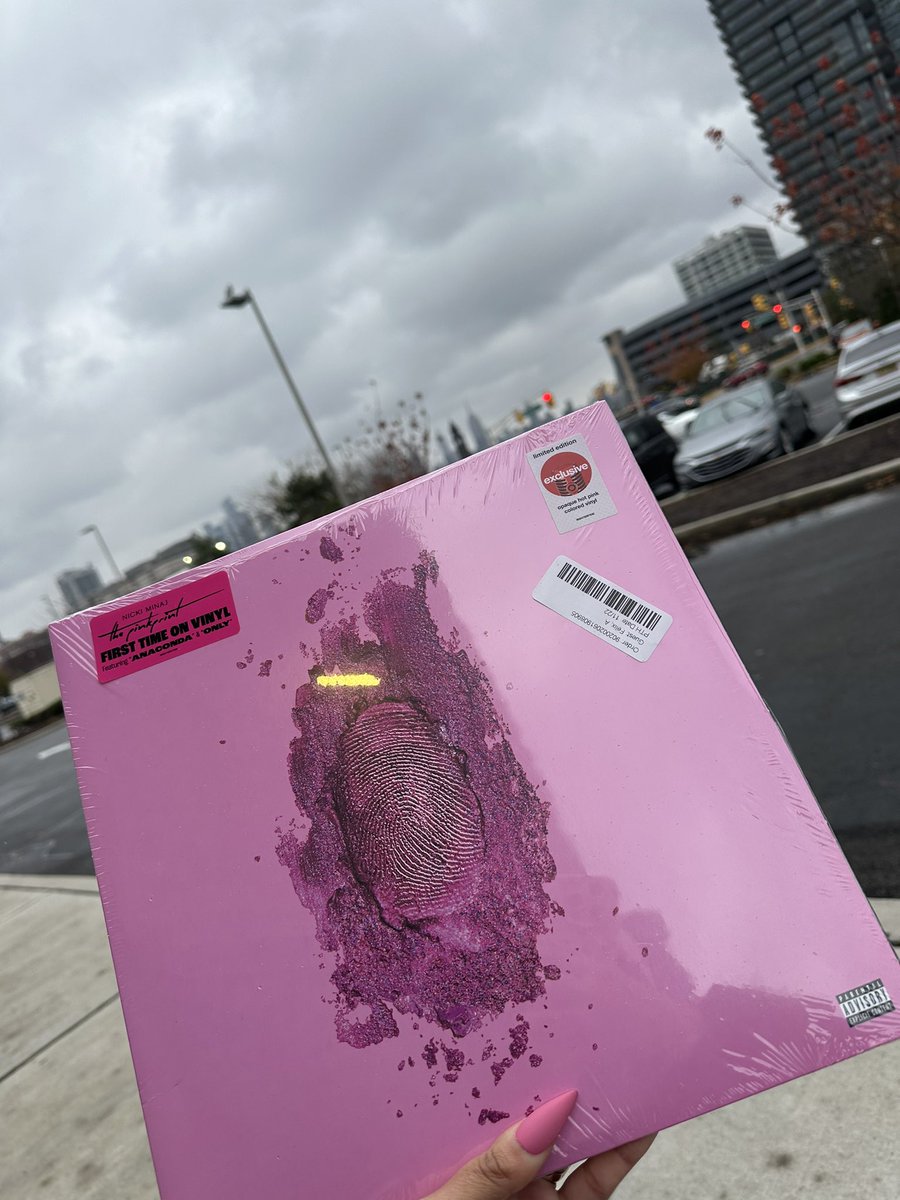 ChitChatWithAly's tweet photo. had to travel to New Jersey to get my hands on #ThePinkPrint10thAnniversary ✨🦄🎀🩷 sooo cutee and she will fit perfectly with the others ✨🥹 https://t.co/d5ALW4zDBz