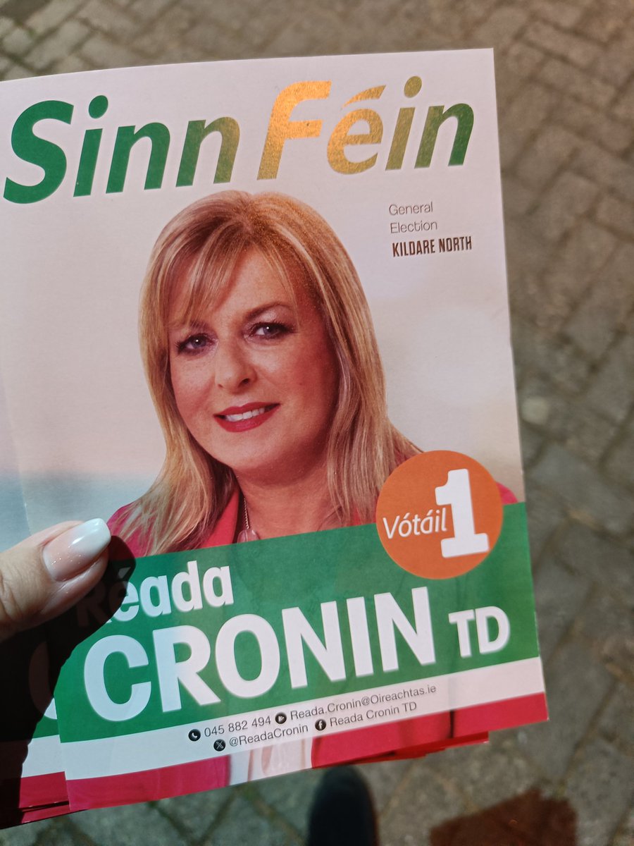 ReadaCronin's tweet photo. Yerra, might be a vote here. #Sallins
#VotáilSinnFéin
#GE24 https://t.co/1c5arqf1BD