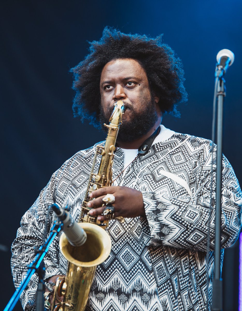 PigsAndPlans's tweet image. "High-key, keep a horn on me, that Kamasi" - Kendrick on "squabble up"

Jazz artist Kamasi Washington, who also played on 'To Pimp A Butterfly,' has production credits on "luther" and "tv off."