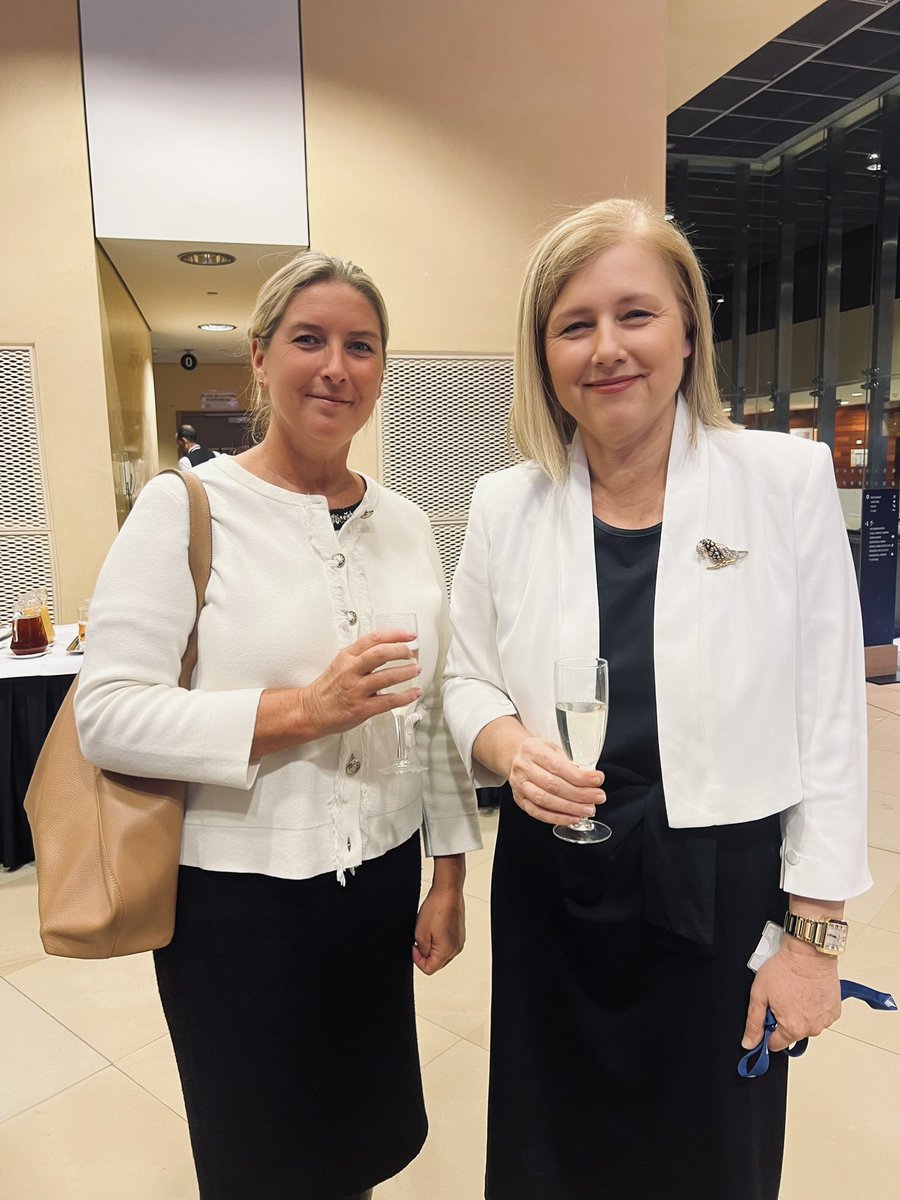 Caroline Greer (@carolinegreer) on Twitter photo A farewell drink & grateful thanks to <a href="/EU_Commission/">European Commission</a> VP <a href="/VeraJourova/">Věra Jourová</a> for her dedicated work to protect and strengthen European democracy, and a genuine commitment to multistakeholder engagement and bottom-up policy making.
“I don’t speak to ‘Big Tech’ - I speak to people”. A farewell drink & grateful thanks to <a href="/EU_Commission/">European Commission</a> VP <a href="/VeraJourova/">Věra Jourová</a> for her dedicated work to protect and strengthen European democracy, and a genuine commitment to multistakeholder engagement and bottom-up policy making.
“I don’t speak to ‘Big Tech’ - I speak to people”.