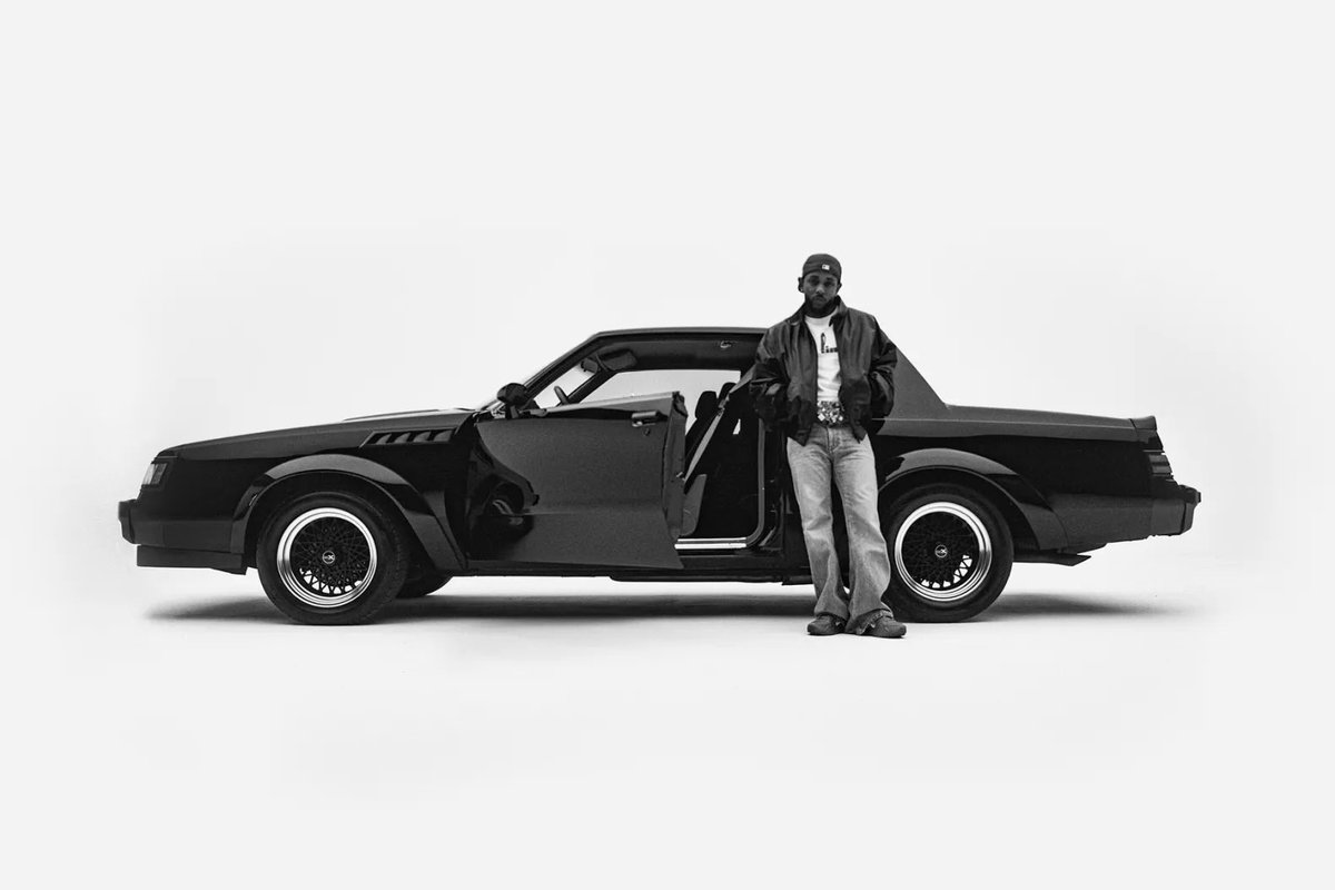 scottlrobbins's tweet photo. album of the year. #GNX #kendricklamar https://t.co/iExCsLWevY