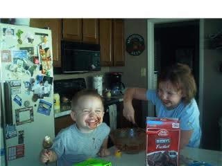 haleyyyelah's tweet photo. where's the sweet little boy from these pictures?? https://t.co/eWFiE7adrl