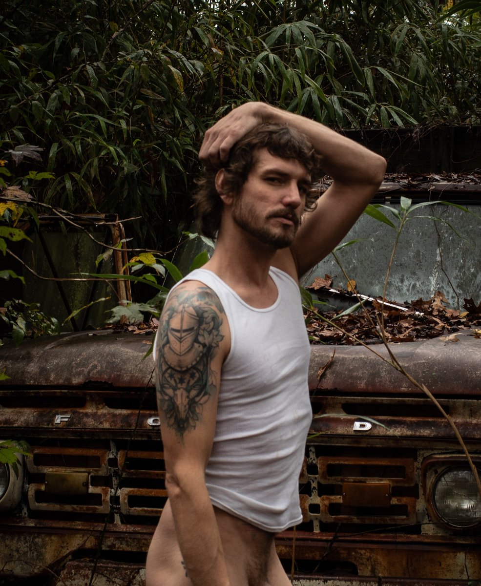 LandoBandoPorts's tweet photo. Final Ford Truck set dropped on Patreon -- link in bio! Scene kind of reminds me of Jurassic Park π¦π¦
#LandoBando #abandonedportraits #tightywhities #menswear #malenude #nudemale #lgbt #lgbtq #lgbtboy #lgbtmodel #male model #gayboy #fyp https://t.co/J2dbpdqI2U