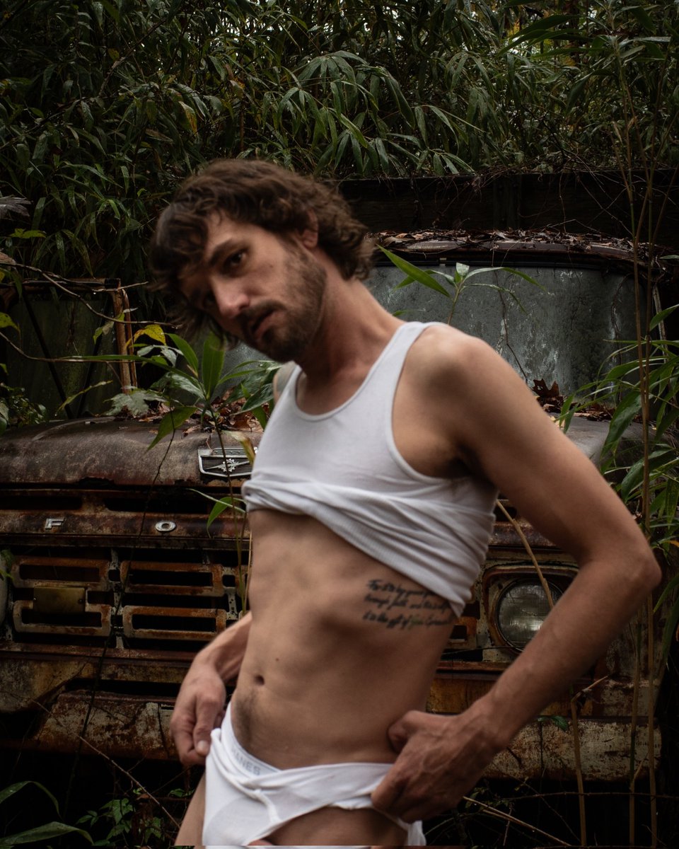 LandoBandoPorts's tweet photo. Final Ford Truck set dropped on Patreon -- link in bio! Scene kind of reminds me of Jurassic Park π¦π¦
#LandoBando #abandonedportraits #tightywhities #menswear #malenude #nudemale #lgbt #lgbtq #lgbtboy #lgbtmodel #male model #gayboy #fyp https://t.co/J2dbpdqI2U