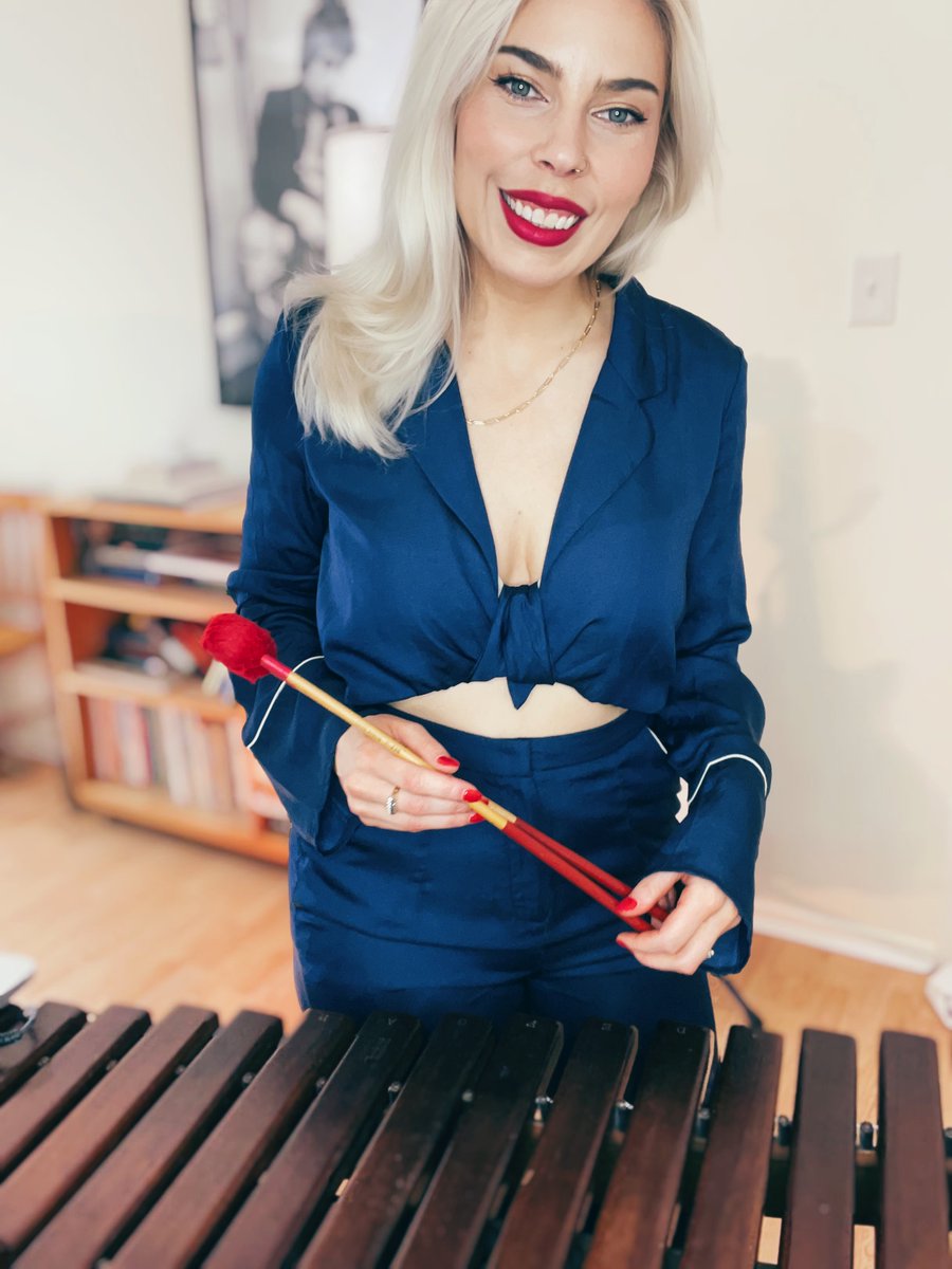 ✨My newest single, ‘What I Want,’ is here! So excited to share this one with you 🥰 lemeowmusic.bandcamp.com/track/what-i-w… 

#NewMusic #NewMusicFriday