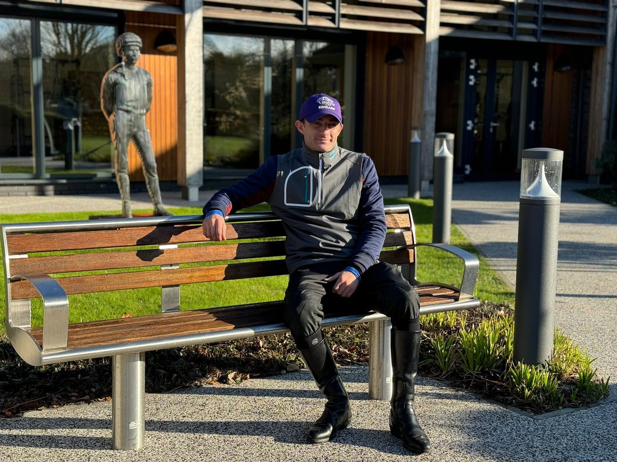 Great to sit down with <a href="/LauraKingDXB/">Laura King لورا كنج</a> today and talk about my story through, mental health , drug abuse and alcoholism and how recovery, <a href="/samwarren140/">samuel warren</a> and <a href="/IJF_official/">Injured Jockeys Fund</a> helped me back into the saddle, im very lucky and grateful for a second shot at living my dream 🙏🏇🏽#addiction