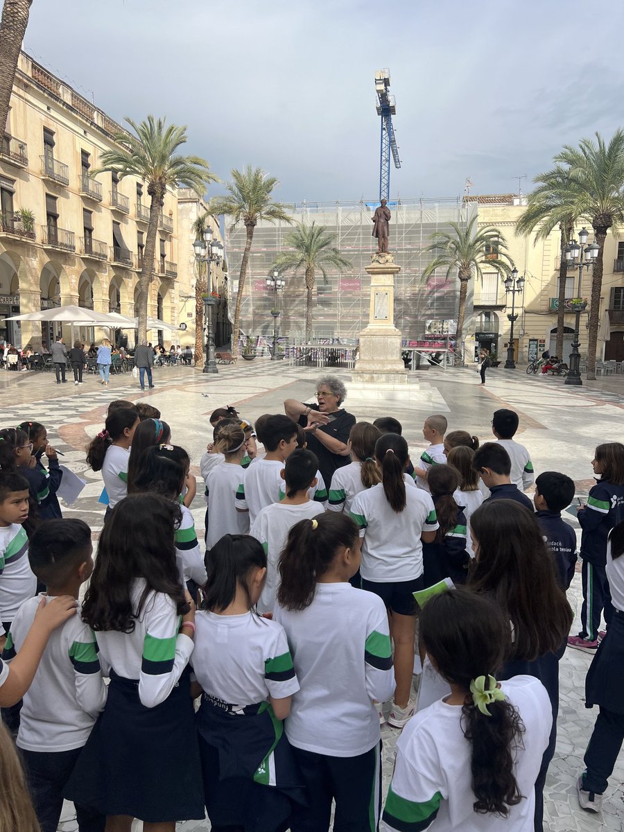 Escola Les Tereses (@teresesvilanova) on Twitter photo Aquesta tarda, Tsunamis i Voleranys descobrint Vilanova! <a href="/ajuntamentvng/">Vilanova i la Geltrú</a> <a href="/TeresesVilanova/">Escola Les Tereses</a> <a href="/FETeresiana/">FET</a> #aliats #vilanovins #vilanovines #elsnostrescarrers #descobrim Aquesta tarda, Tsunamis i Voleranys descobrint Vilanova! <a href="/ajuntamentvng/">Vilanova i la Geltrú</a> <a href="/TeresesVilanova/">Escola Les Tereses</a> <a href="/FETeresiana/">FET</a> #aliats #vilanovins #vilanovines #elsnostrescarrers #descobrim