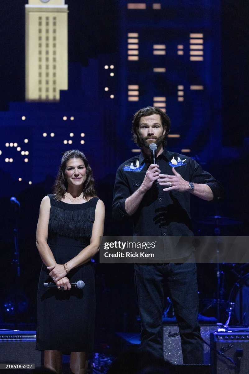 jarpadsupdates's tweet image. .@jarpad &amp;amp; @GenPadalecki at ACL by gettyimages 
#jaredpadalecki
