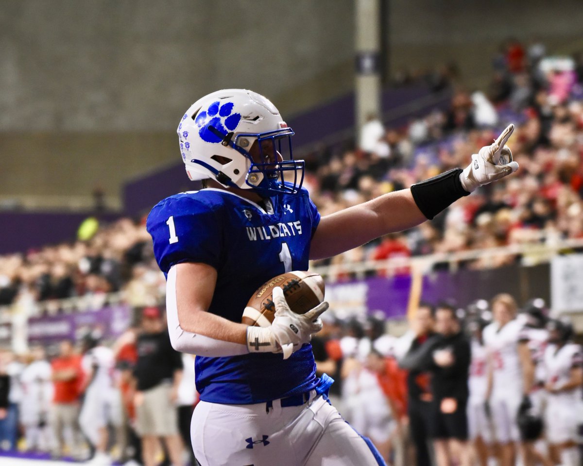 IHSAA's tweet photo. West Lyon's defense held Spirit Lake to just 8 rushing yards and recorded 7 sacks. Combined efforts on both sides of the ball led the Wildcats to victory. Take a deeper dive with the IHSAA Championship Rewind⬇

🔁  https://t.co/40b6o52qOK https://t.co/KufWUZXfkL