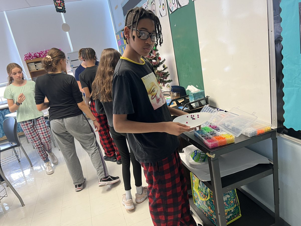 Nicole Jones tweet media