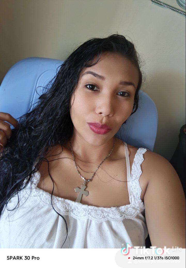 colinaemilly's tweet photo. 🥰 https://t.co/LM0J2C4CVY